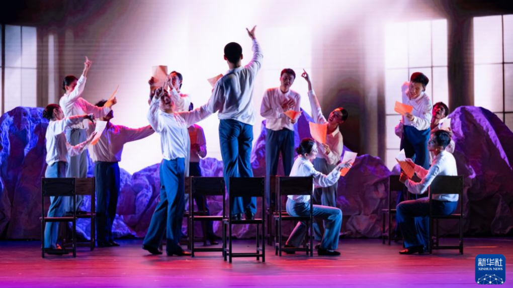 大型原创音乐剧《星辰大海·冼星海》在澳门上演