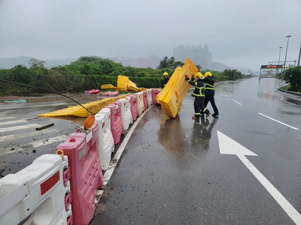 澳门全力应对热带气旋“苏拉”，有惊无险