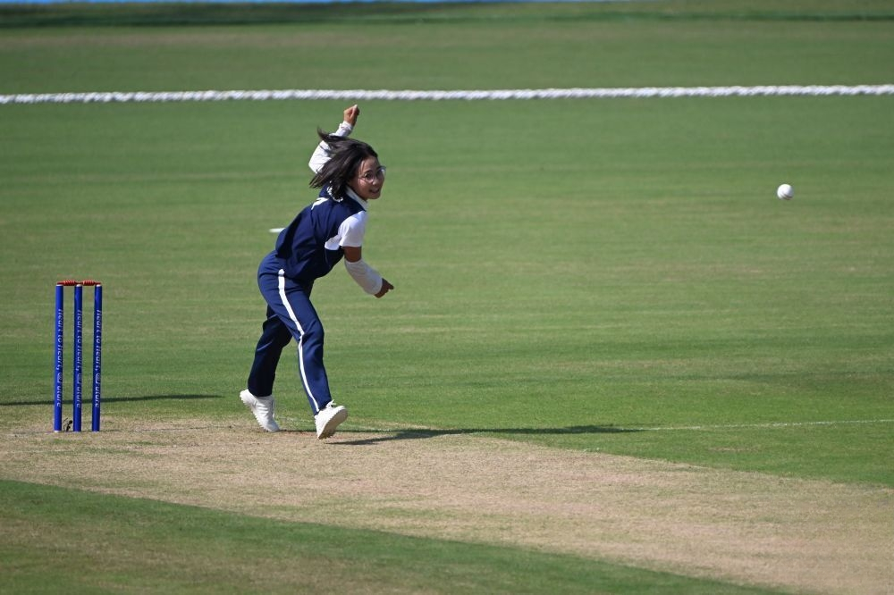 杭州亚运会迎来首个比赛日