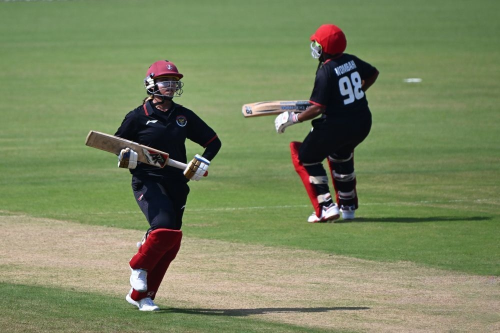 杭州亚运会迎来首个比赛日