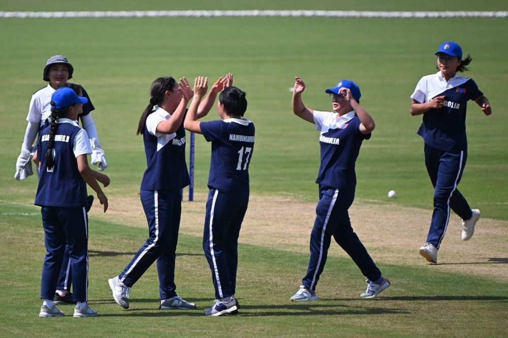 杭州亚运会迎来首个比赛日