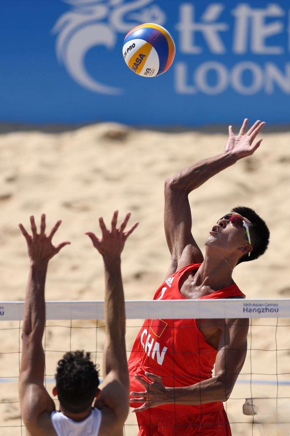 杭州亚运会迎来首个比赛日