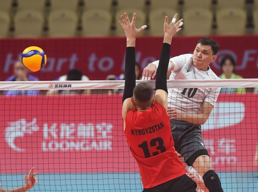 杭州亚运会迎来首个比赛日