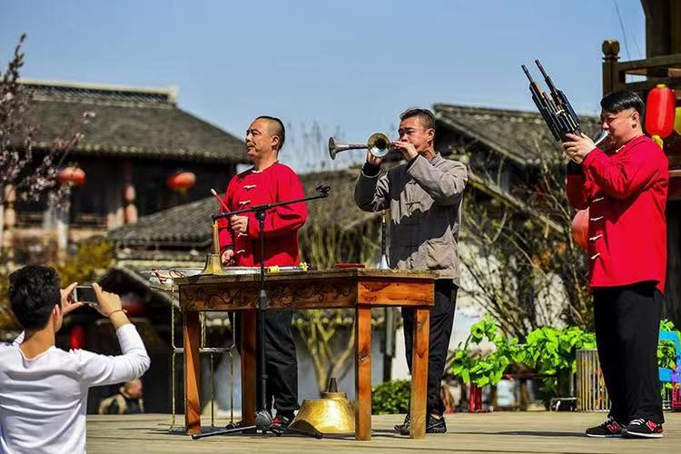 金秋健康游 畅享百草园—2023华佗 百草园金秋旅游季系列活动方案