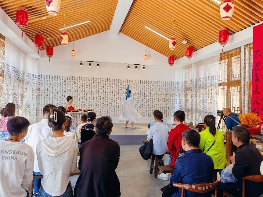 金秋健康游 畅享百草园—2023华佗 百草园金秋旅游季系列活动方案