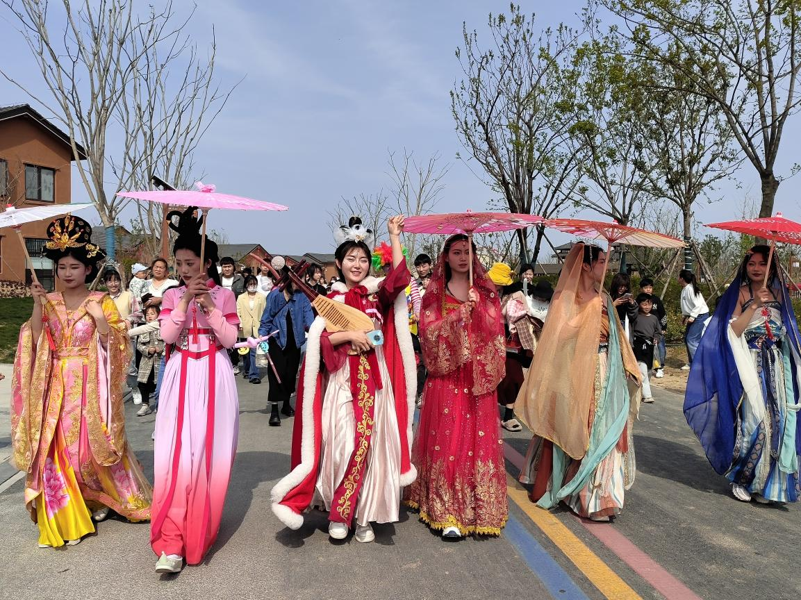 金秋健康游 畅享百草园—2023华佗 百草园金秋旅游季系列活动方案