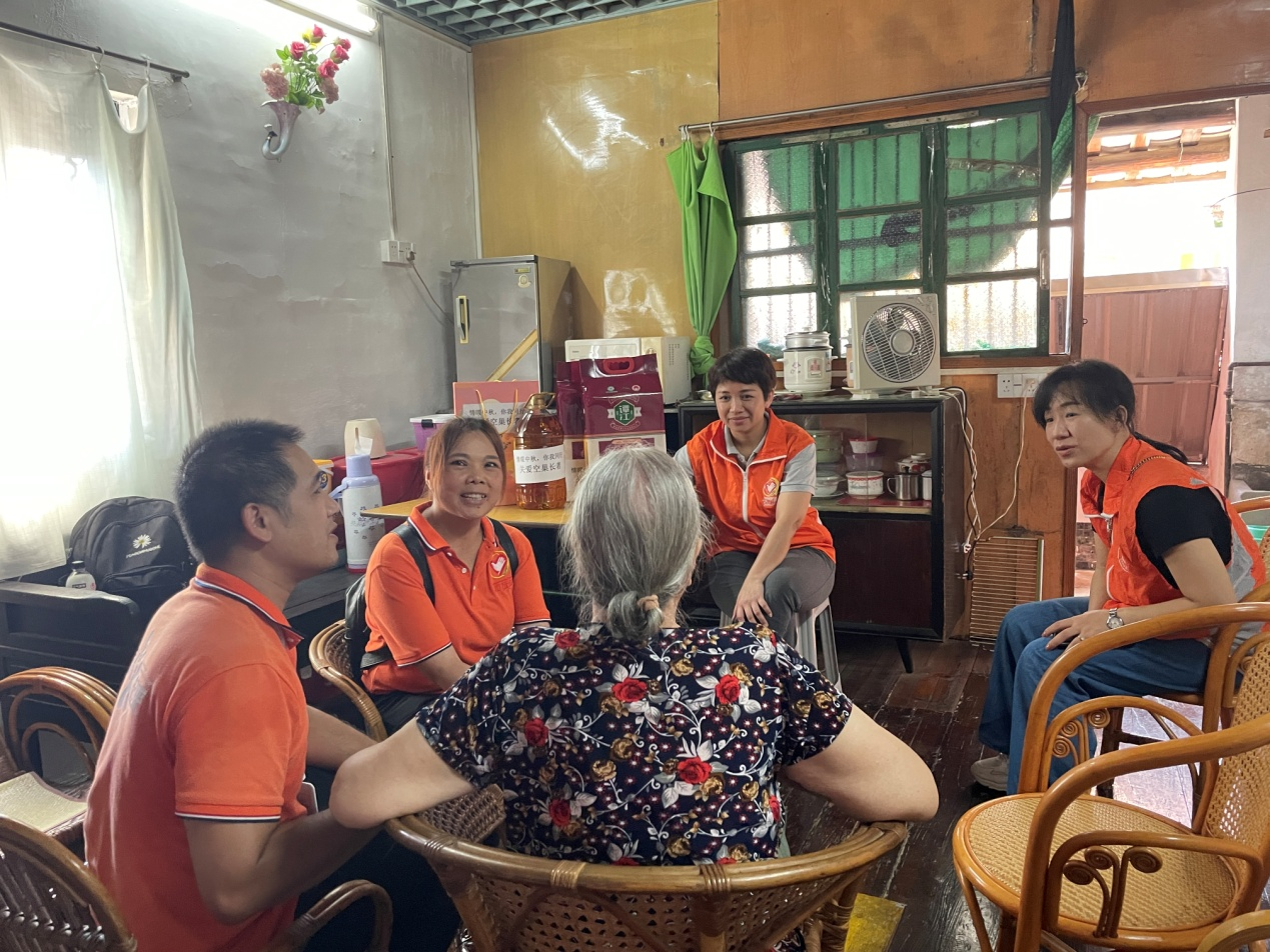 江门市举办2023年“情满中秋”送温暖探访活动