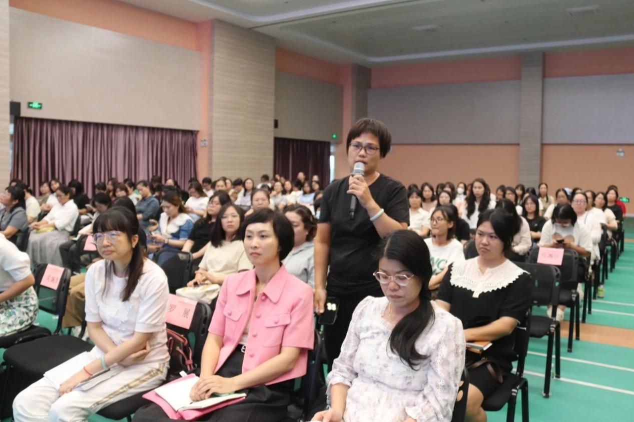 江门市妇联举办家庭教育培训班，赋能家庭教育工作者