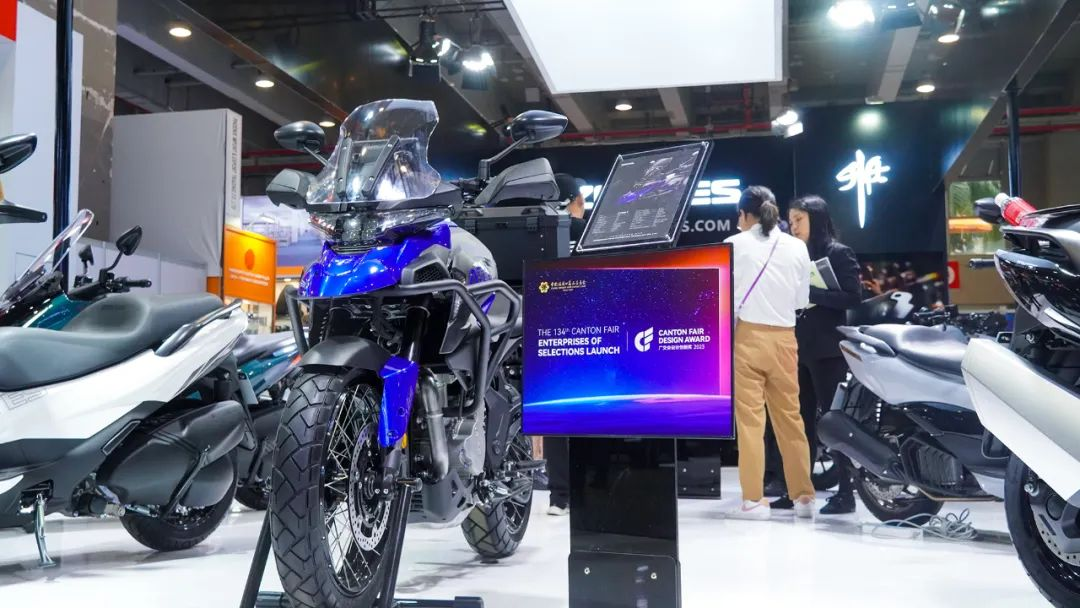 广东江门:广交会上“江海智造”亮相 展示中国制造实力