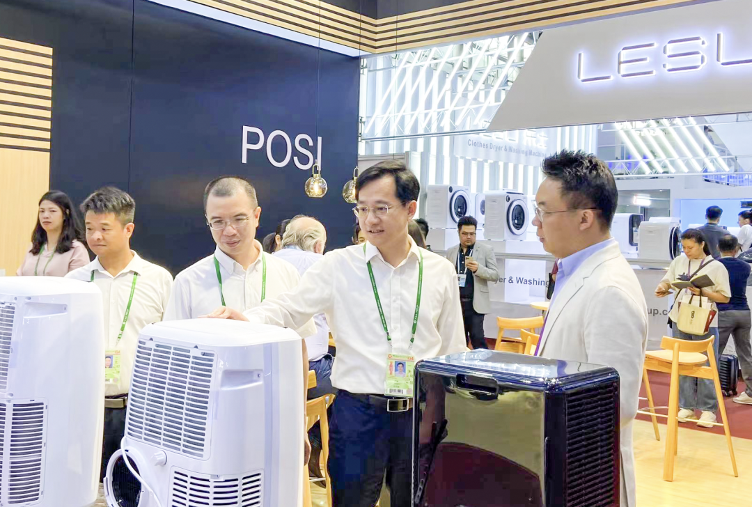 广东江门:广交会上“江海智造”亮相 展示中国制造实力