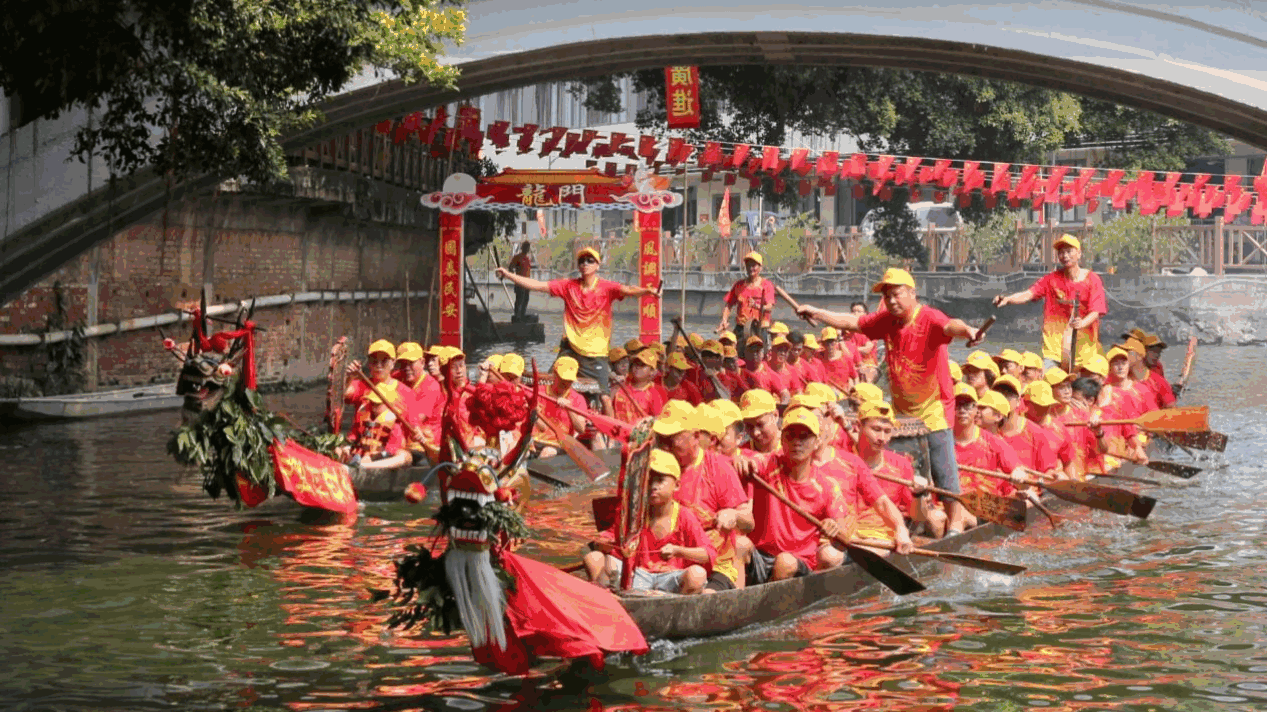 河上睇龙船！广东顺德仙塘村国庆游龙精彩不断