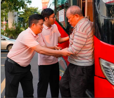 “爱在龙山·情满重阳” ——2023顺德区龙江镇龙山社区敬老晚宴隆重开展