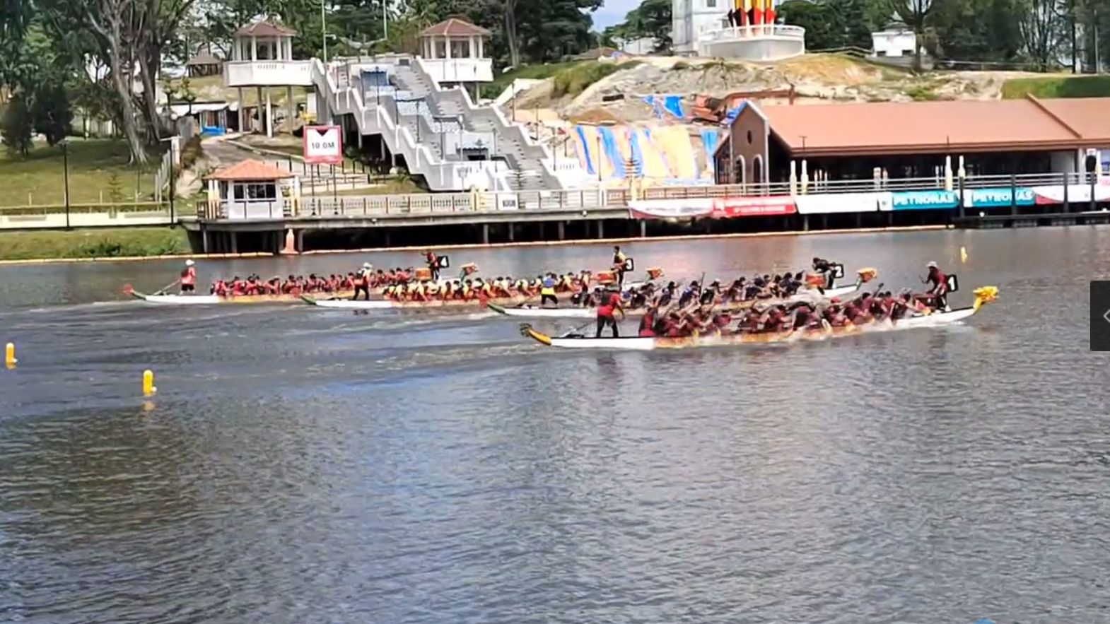 2023年砂拉越国际龙舟赛10月29在古晋完美落幕