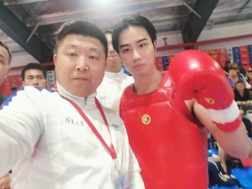 清华学生年度人物候选丨李震庭：讲好香港故事，就是讲好新时代“一国两制”的中国故事