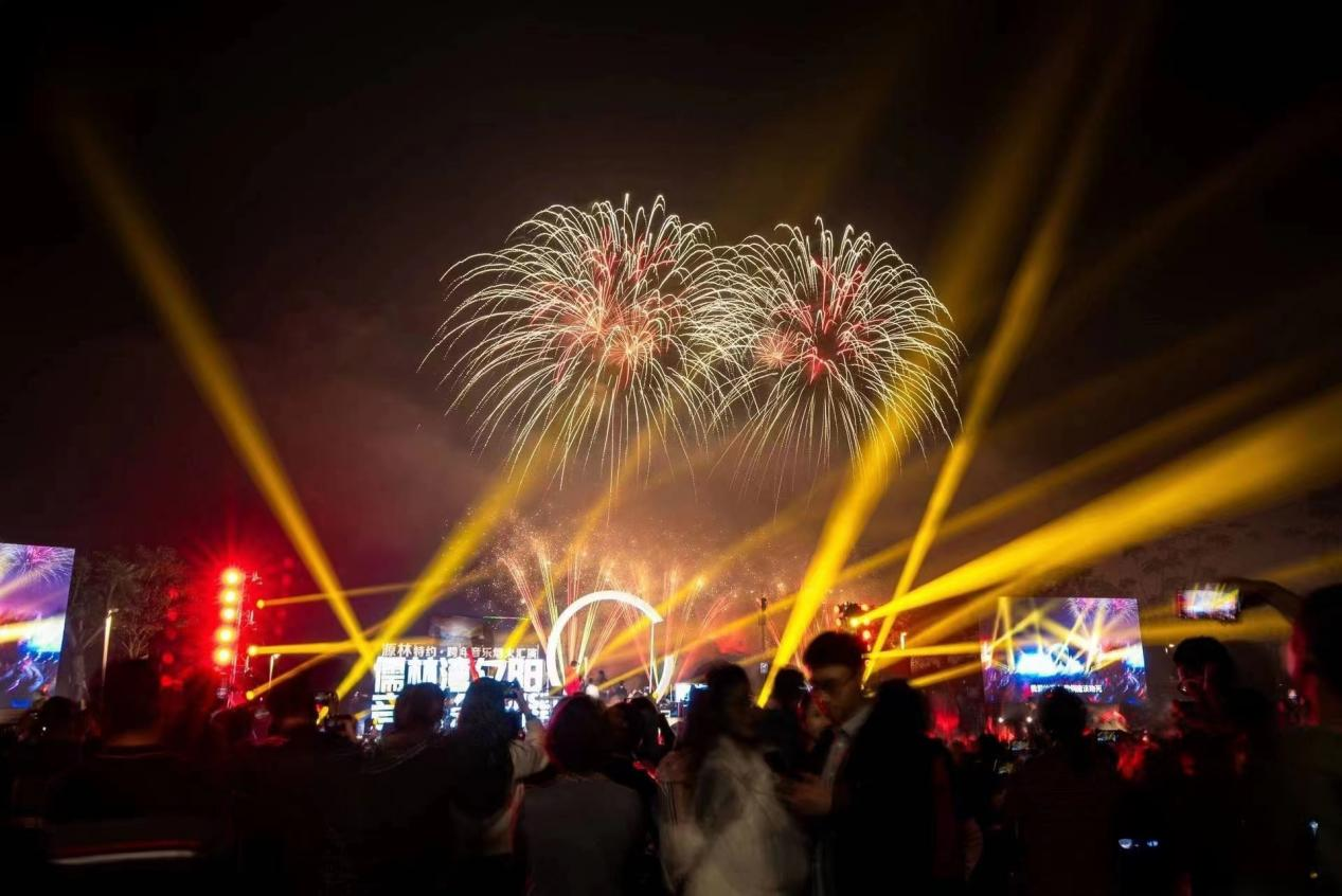 南海九江镇：源林投资有限公司特约跨年烟花音乐秀，开启2024