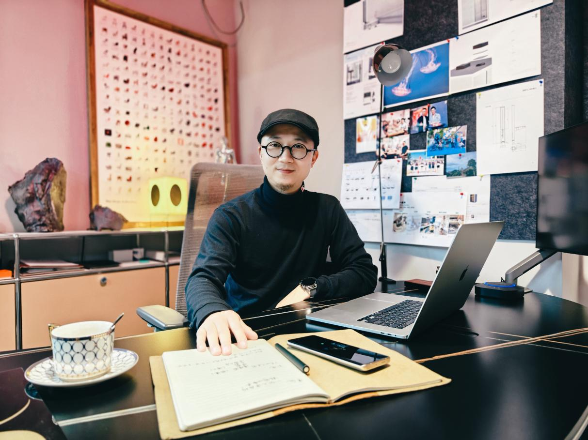 平面设计到产品设计：奈思公司的创新之旅