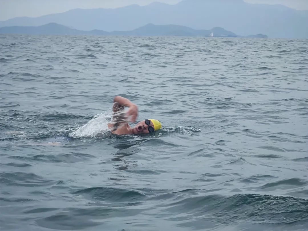 2024第四届东方鲲鹏横渡大亚湾 再创历史新纪录