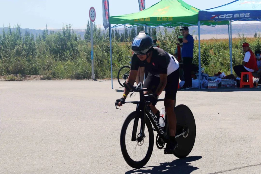 祝贺第三届玄奘足迹瓜州铁人三项赛圆满举办