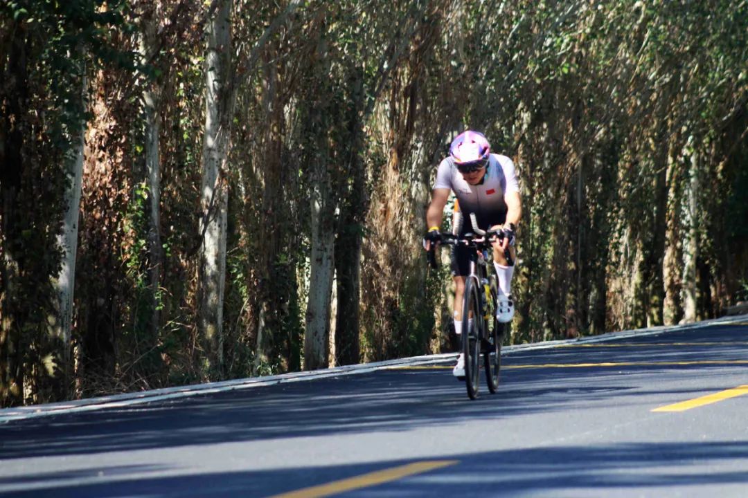 祝贺第三届玄奘足迹瓜州铁人三项赛圆满举办