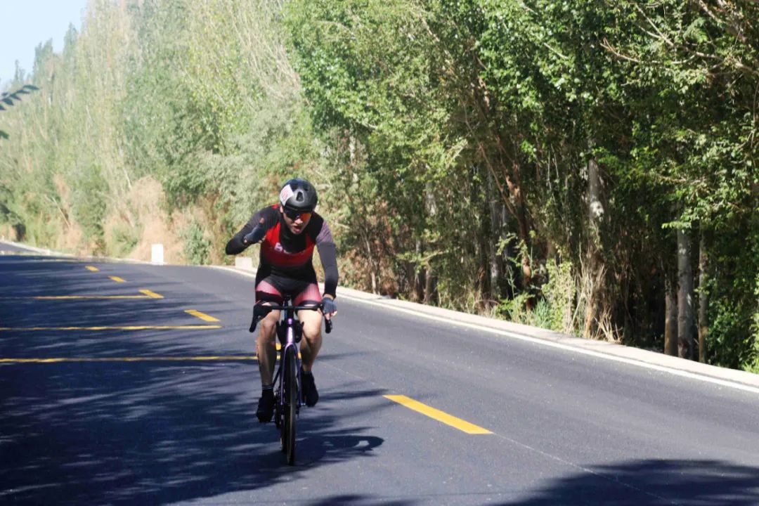 祝贺第三届玄奘足迹瓜州铁人三项赛圆满举办