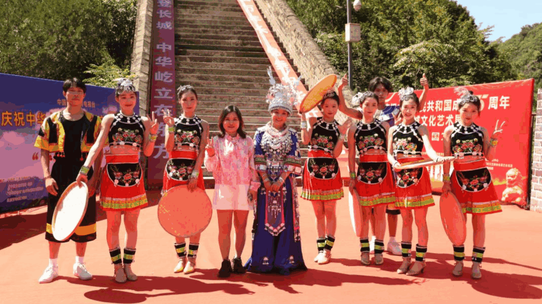 《姐妹共筑长城的音乐传奇》 一一2024国庆75华诞《情韵东江湖》在响水湖长城唱响