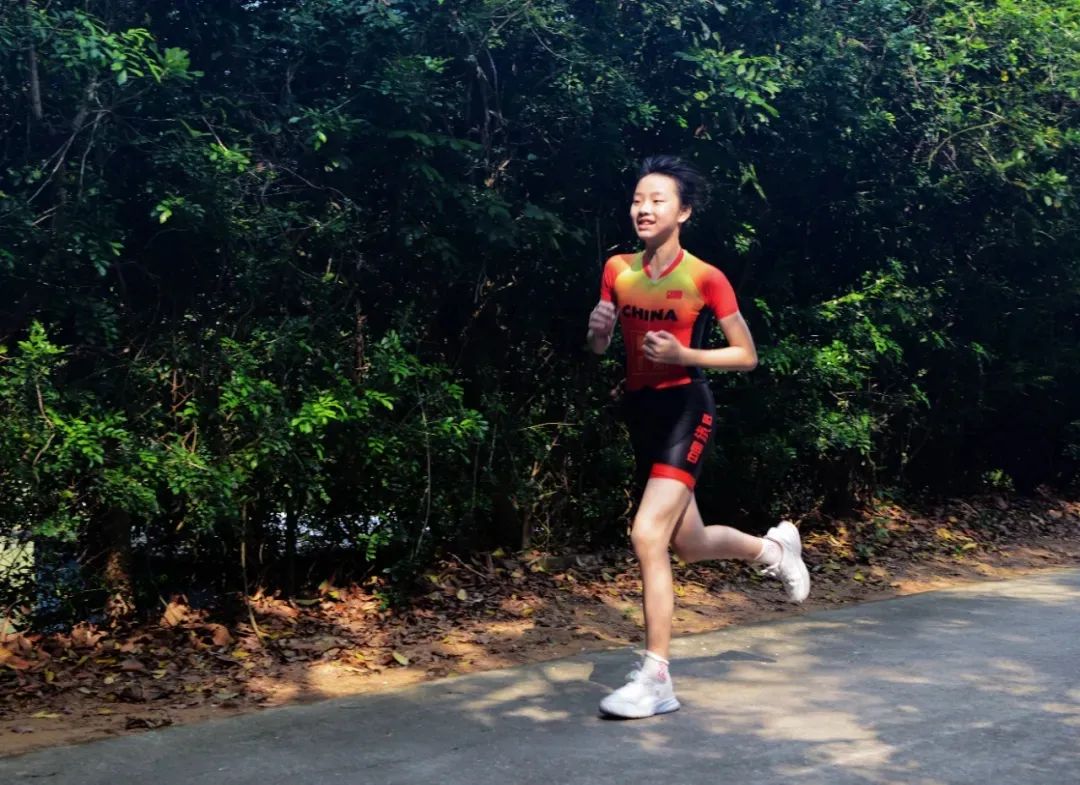 2024首届深圳西涌两栖铁人赛暨第十一届深圳铁人大会启动报名