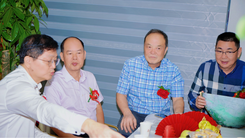 玉出东山与金里珠宝携手深圳开启和田玉文化新篇章