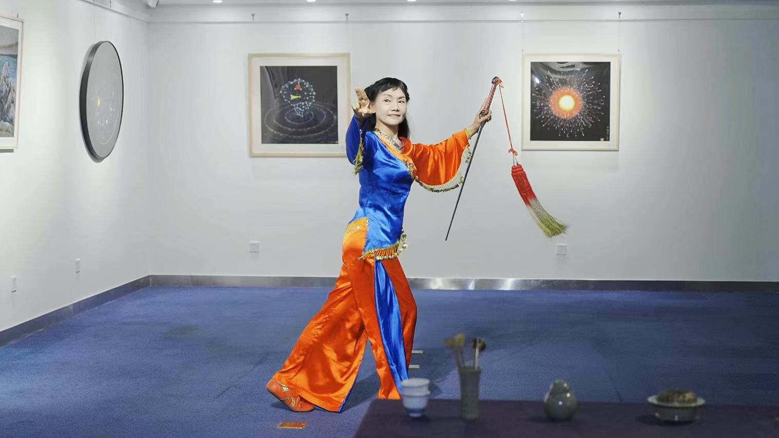 象形纹饰艺术展与深圳女孩齐聚福田—客家杯花舞展现非遗新魅力