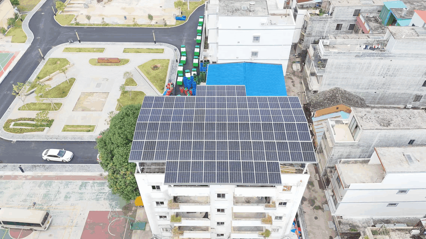 封开“三个推动”绿美光伏示范镇建设,助力“百千万工程”见实效