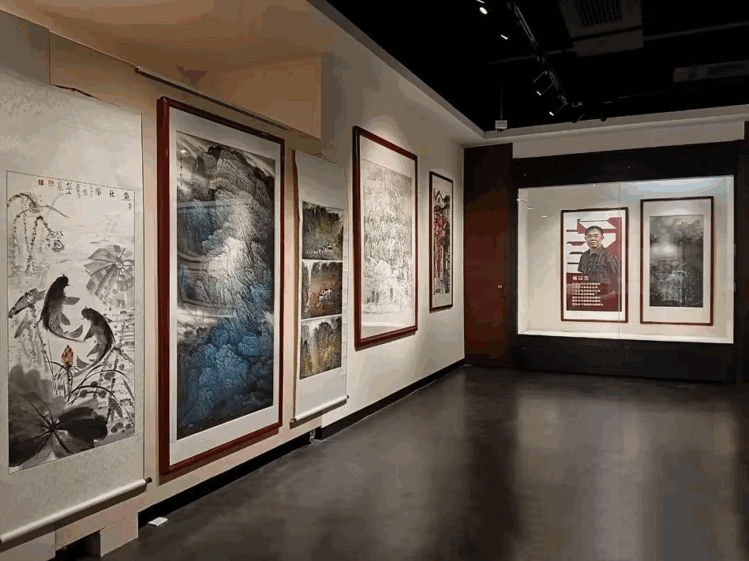 广东省封开县举办侯以方美术公益讲座，助力艺术教育发展