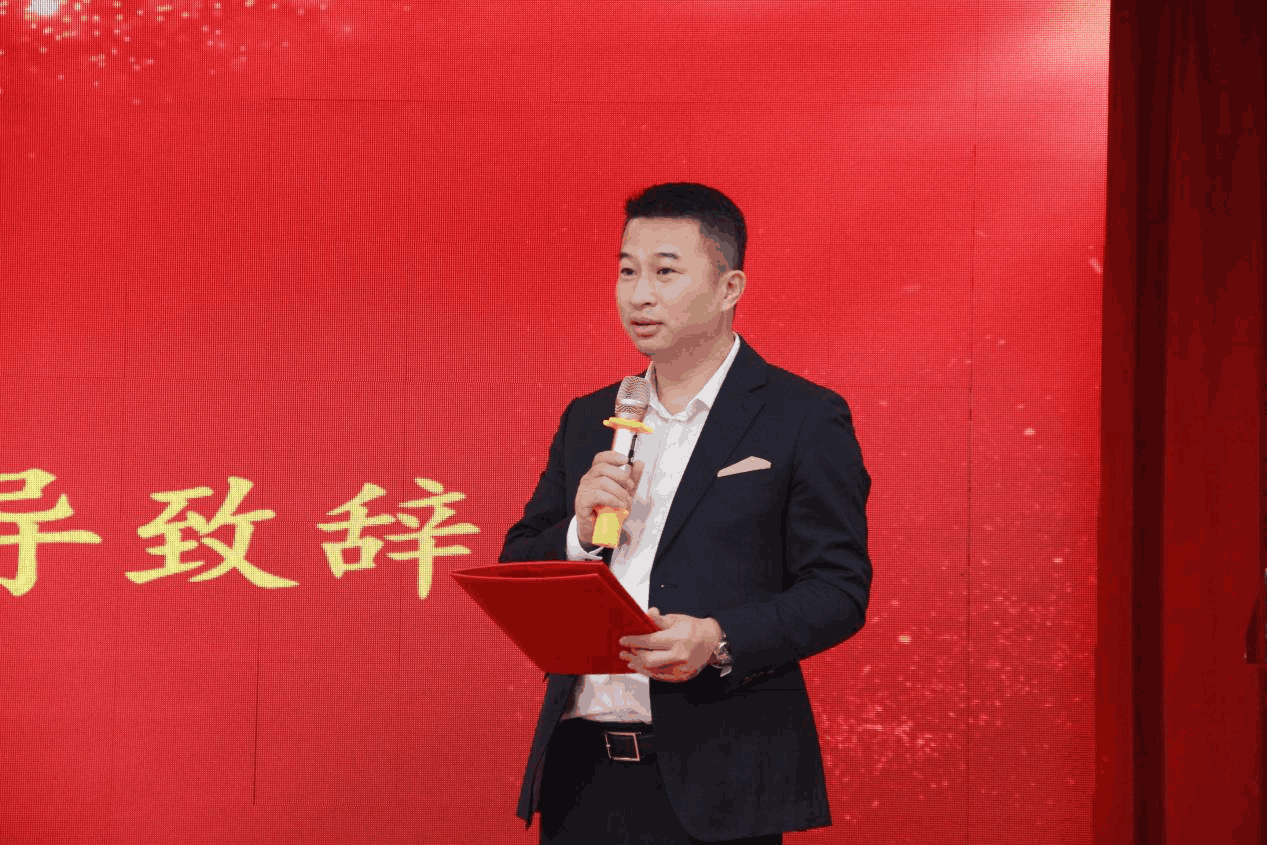 共启公益教育新篇章 擘画协同发展新图景 ——鹏达教育集团与舍得慈善会战略合作签约仪式圆满举行