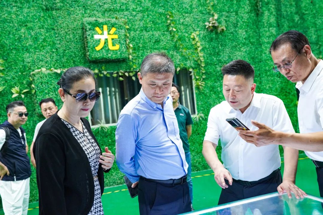 热烈欢迎中国食文化药食同源食品协会领导一行 莅临肽都集团参观考察