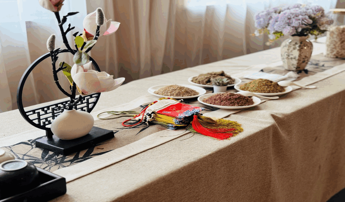 健民叶开泰举办“525我爱我”时光音乐会沙龙 探索睡眠与音乐养生新境界