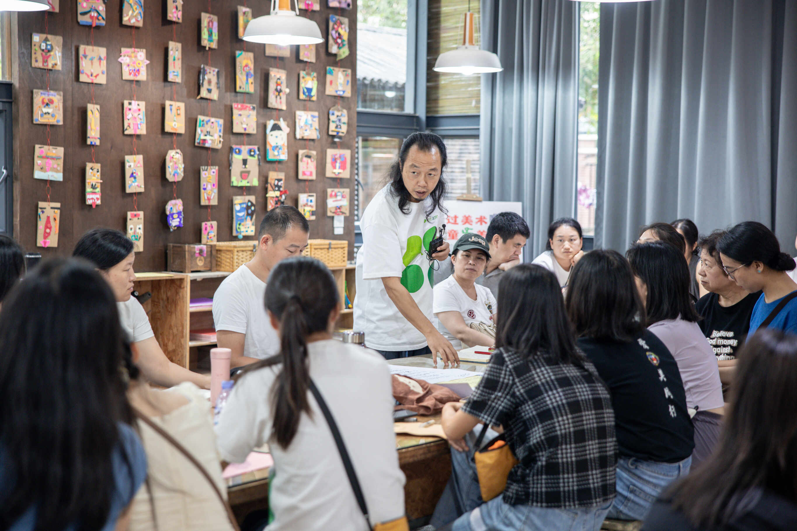 从艺术到情感：全国美育公益行动研讨会在中山举行，共话“美的教育”未来