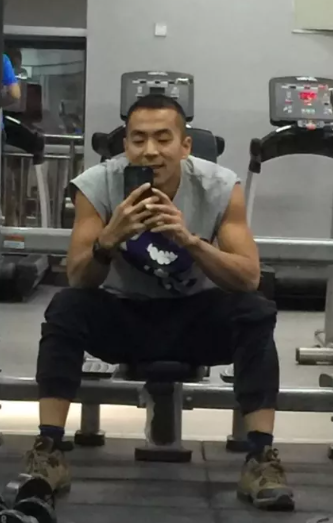 “鲲鹏径”全球铁人传奇之铁人觉醒：李郴的跨界人生与运动哲学重构