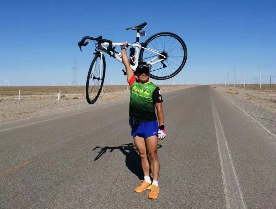 “鲲鹏径”铁人传奇之西大戒男-秦朝刚