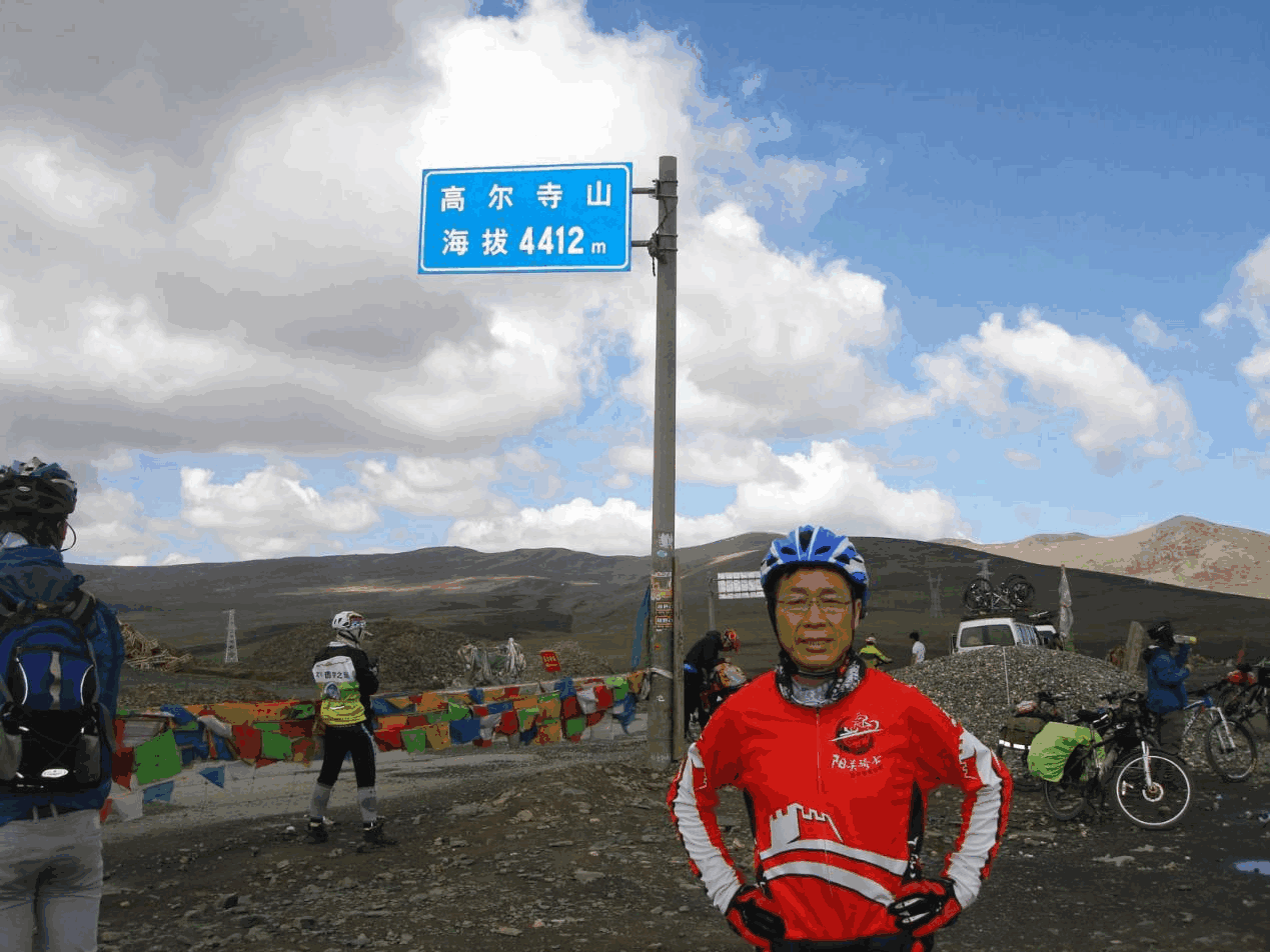 “鲲鹏径”全球铁人传奇之臧士宾:铁三之路,平凡人生的非凡跨越