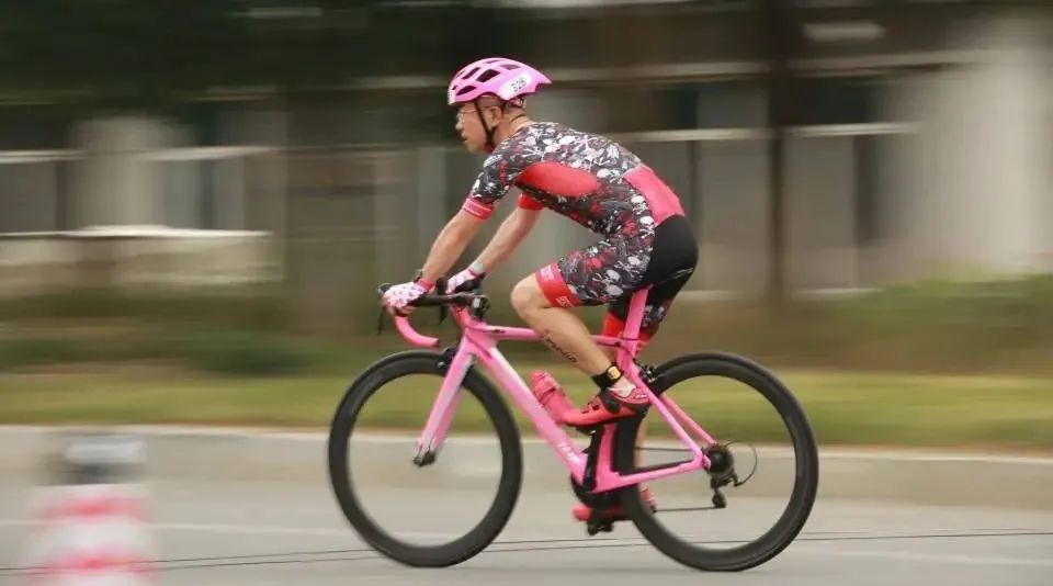 “鲲鹏径”全球铁人传奇之刘宇：铁人逐梦