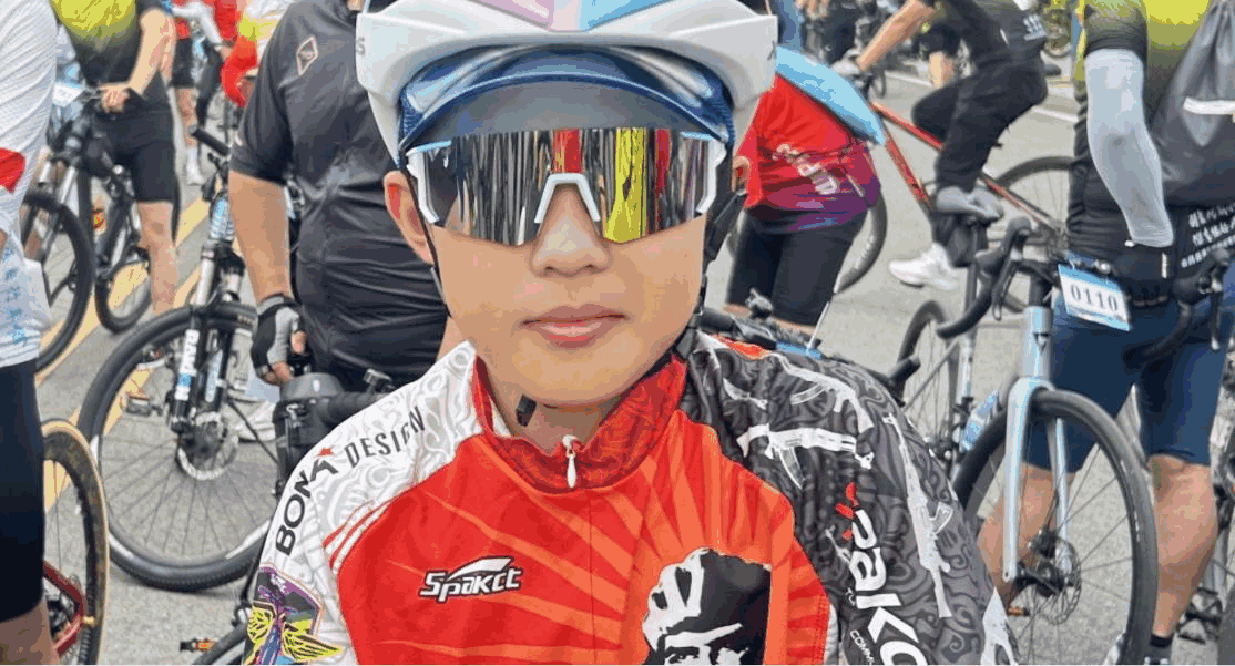 钟浩宇：小铁人冠军的成长故事