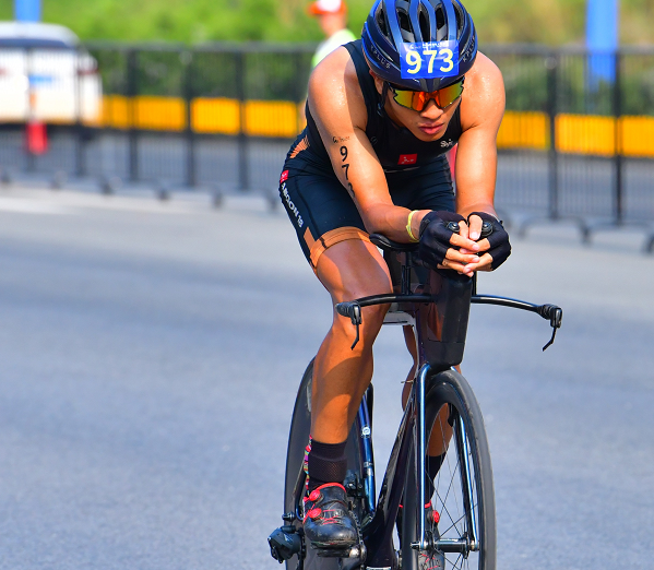 “鲲鹏径”全球铁人传奇之周先进：从IT男到铁人的破界之路