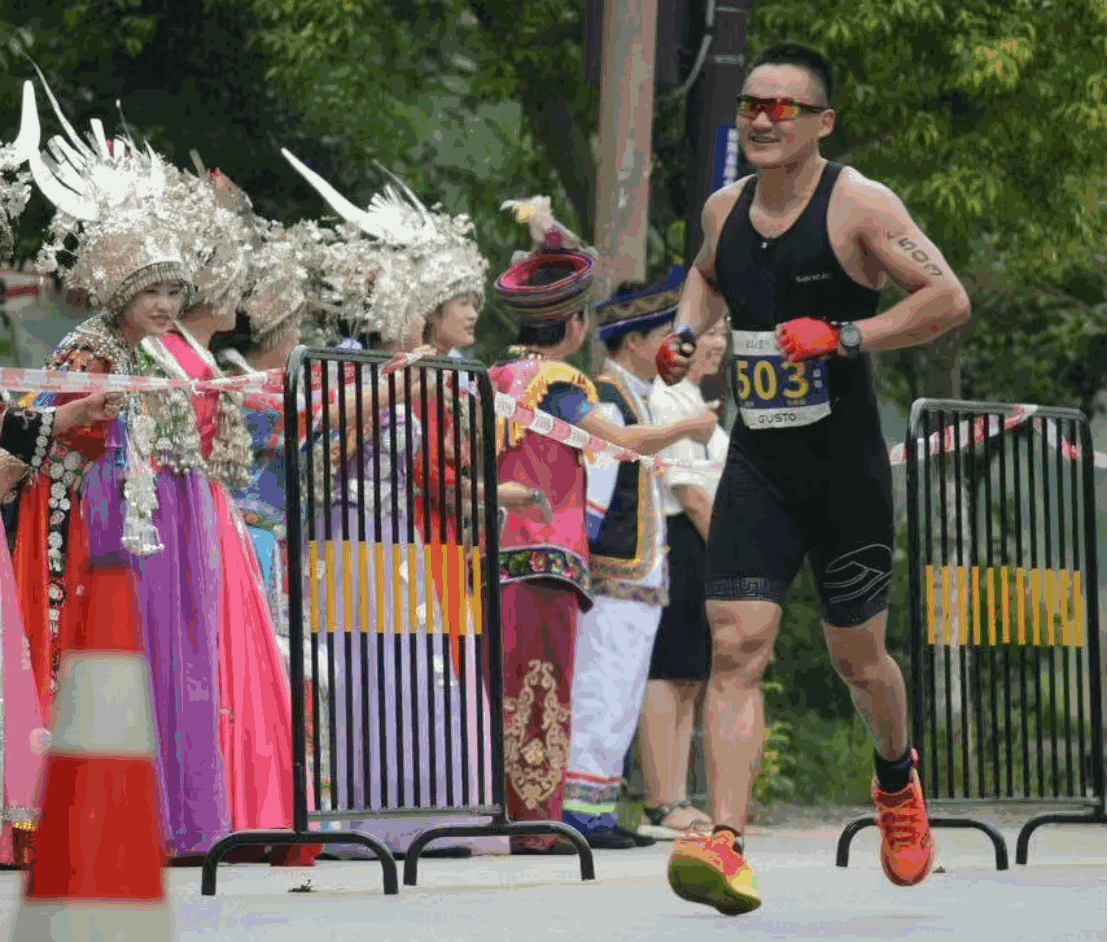 “鲲鹏径”全球铁人传奇之周兴 — 铁血铸就铁人魂