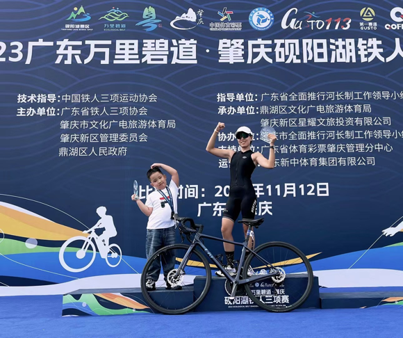 “鲲鹏径”全球铁人传奇之潘悦嘉 — 在生活的淬炼中锻造星辰