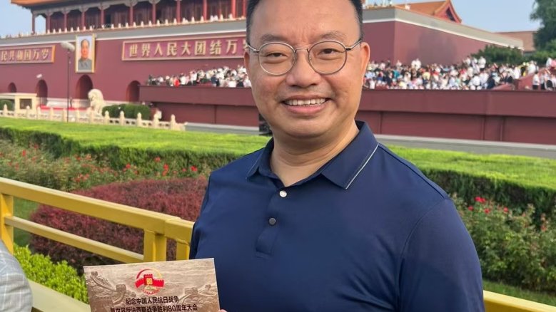 京港同心观盛典 携手共筑强国梦——香港各界热议北京阅兵盛事